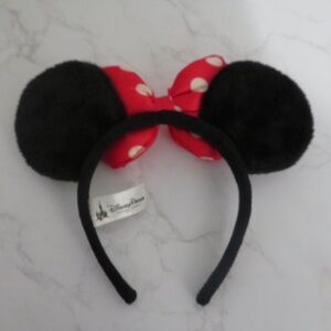 ❤️ Disney Parks Minnie Mouse Plush Ears with Red and White Polka Dot Bow